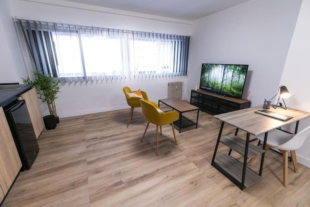 Estudio-Oficina Moderno, Centro De Jaén Εξωτερικό φωτογραφία